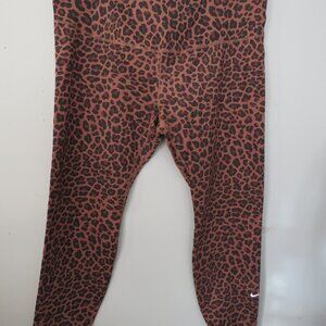 Nike sports pants size 2X Cheetah